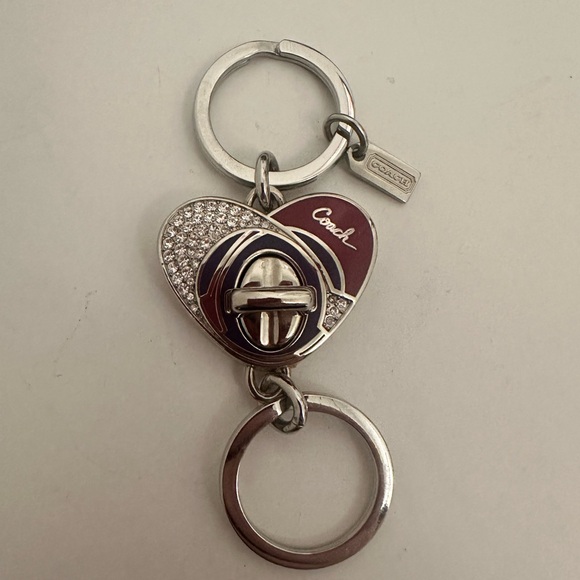 COACH Swarovski Crystal Enamel Heart Turnlock Valet Key Ring Bag Charm - Picture 11 of 11